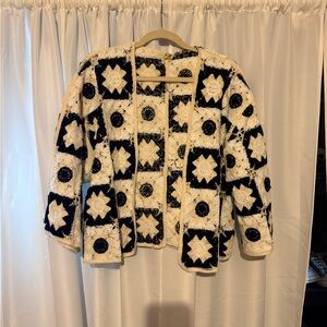 POL Black & White and beige Crochet Patchwork Cape Jacket